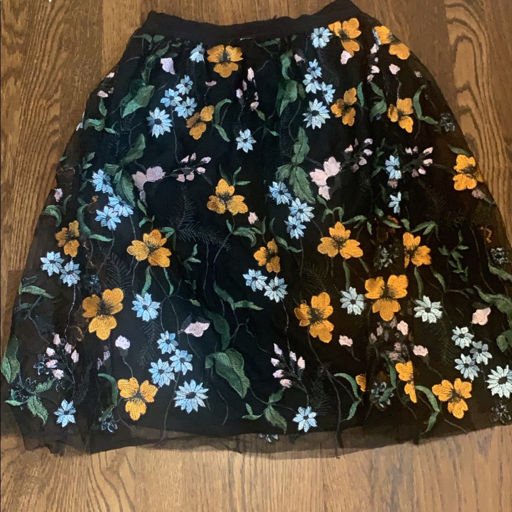 Embroidered flower skirt